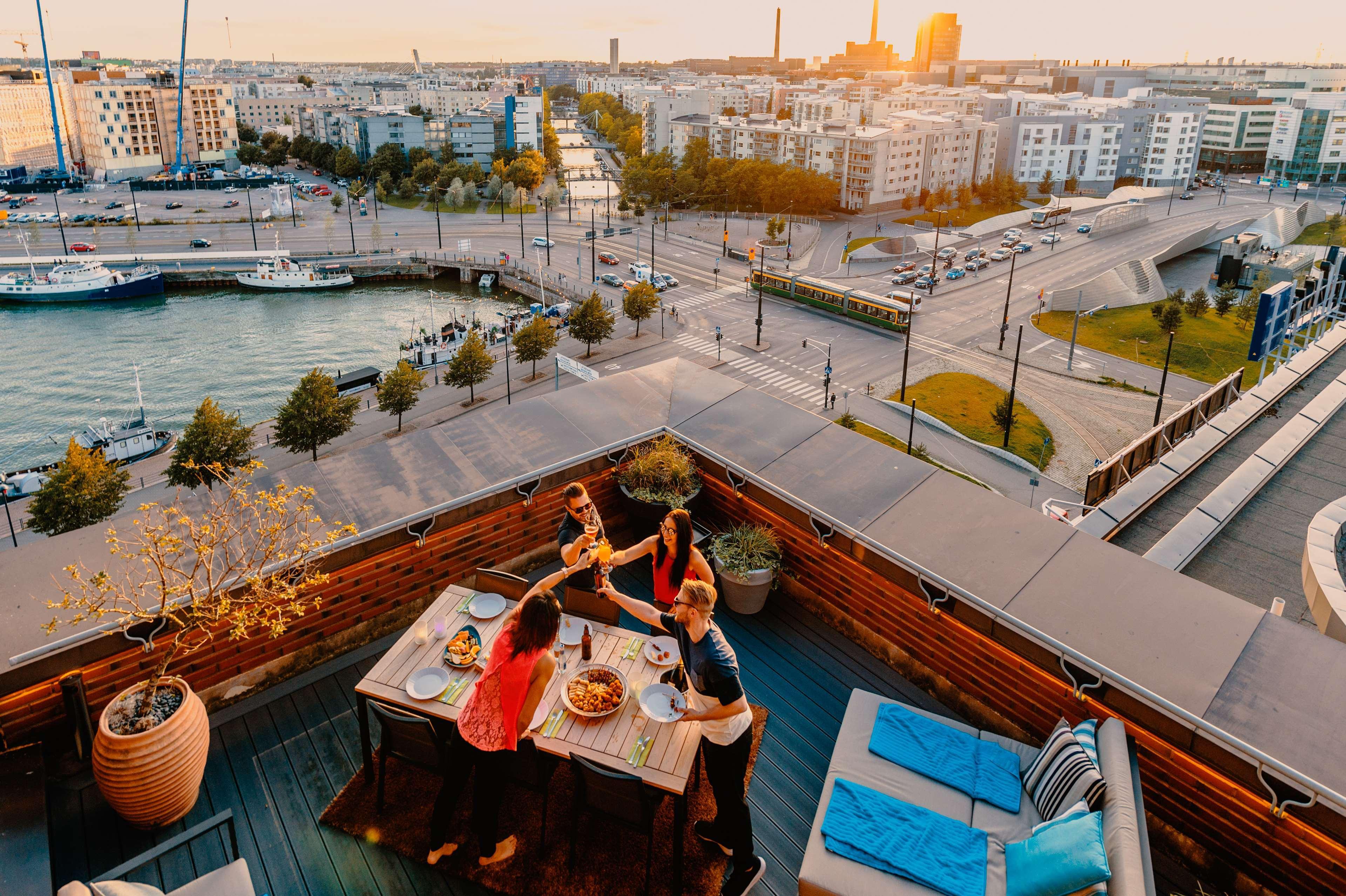 Radisson Blu Seaside Hotel, 4*